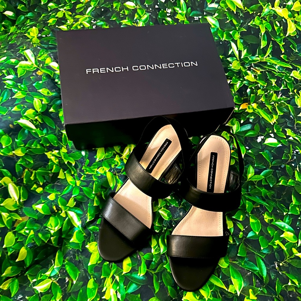 NWT French Connection Black Block Heels - 8